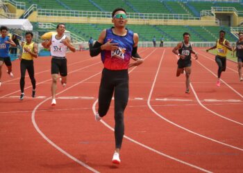UMAR Osman menepati sasaran apabila muncul juara acara 400 meter (m) Kejohanan Olahraga Terbuka Malaysia Cahya Mata 2024 di Stadium Darul Makmur di Kuantan, Pahang. - FOTO/SHAIKH AHMAD RAZIF