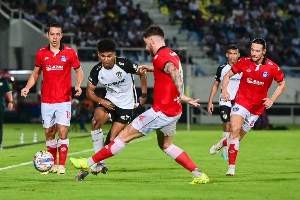 TFC menang bergaya benam Sabah 4-0 6