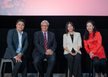 TEO Nie Ching (tengah) semasa majlis perasmian Festival Budaya Filem Malaysia-China, baru-baru ini.