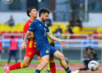 MIKA Junco ketika beraksi bersama NSFC dalam perlawanan bertemu Selangor FC baru-baru ini.-GAMBAR/NSFC