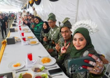 PELBAGAI alasan diberikan oleh pasangan yang tidak mahu memiliki anak, antaranya kekangan ekonomi dan pembiayaan yang tinggi untuk membesarkan zuriat. – GAMBAR HIASAN