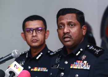 KETUA Polis Selangor, Datuk Hussein Omar Khan