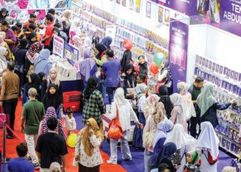 PESTA  Buku Antarabangsa Kuala Lumpur yang menarik jutaan ramai yang datang untuk membeli buku setiap kali diadakan.