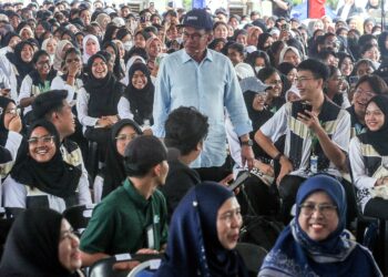 USAHA menyediakan penempatan kepada pelajar cemerlang bagi semua kaum di institusi pendidikan tinggi dan pengekalan sistem kuota Bumiputera, kedua-duanya adalah suatu bentuk keadilan. - UTUSAN