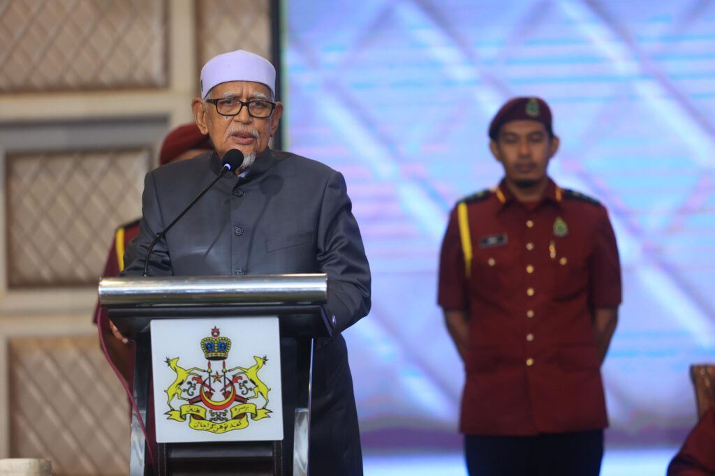 Abdul Hadi serah kepada pemimpin lain, cawangan ulas kenyataan Ahmad Zahid 6