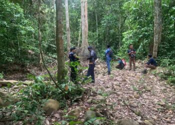 USAHA mencari dan menyelamat Rosdan Mat yang dilaporkan hilang sejak 28 Jun lalu di Kampung Redan, Mela di Lipis, Pahang.