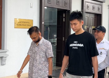 Tertuduh, Kum Yi Fan, 24, didakwa memandu kereta BMW warna hitam di bawah pengaruh alkohol melebihi had ditetapkan dan menyebabkan kematian.