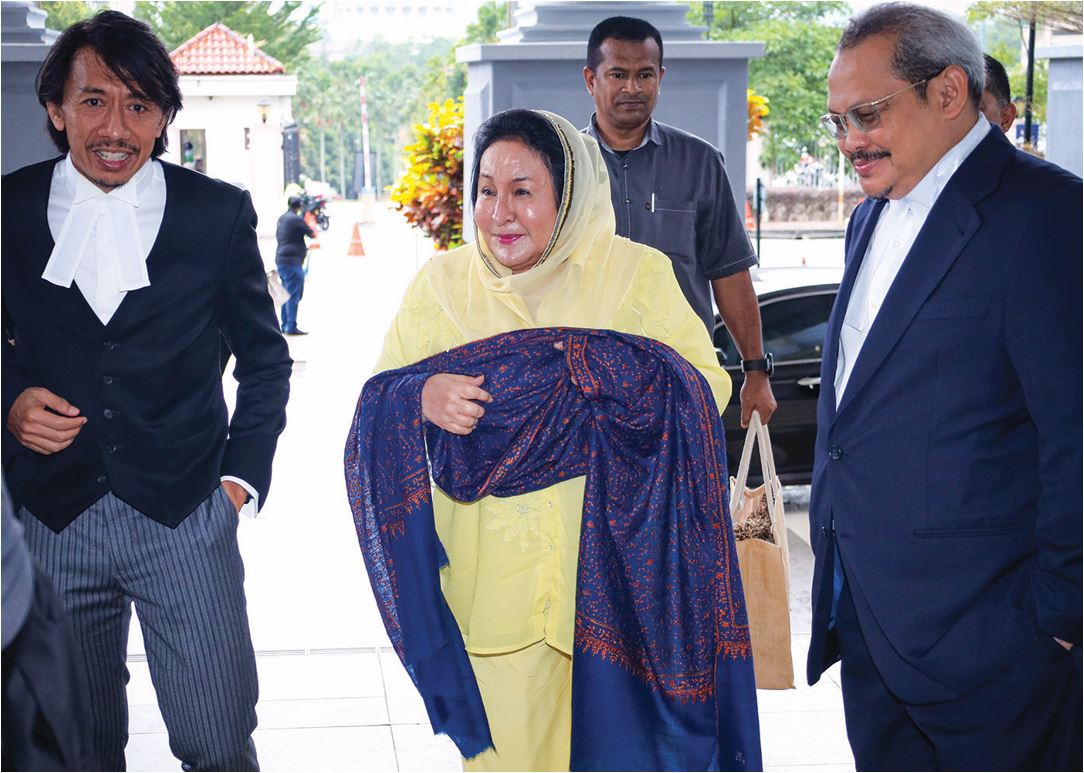 Permintaan Rosmah gugur 12 pertuduhan belum dimuktamad