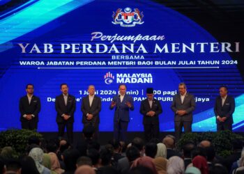 PINDAAN Rang Undang-Undang (RUU) Audit ini akan membenarkan Ketua Audit Negara memeriksa, menyiasat dan mengaudit akaun mana-mana badan lain, termasuk syarikat di mana kerajaan mempunyai kepentingan dalam bentuk jaminan kewangan, serta memastikan pengesanan serta pengauditan menyeluruh terhadap wang awam untuk menggalakkan ketelusan dan akauntabiliti. - UTUSAN