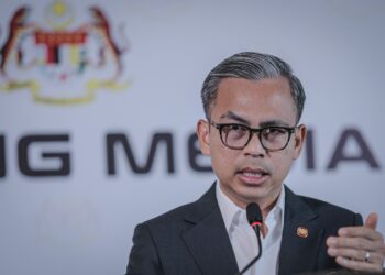 FAHMI FADZIL