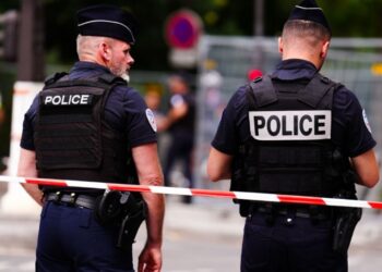 PERANCIS menempatkan ribuan anggota polis di sekitar Paris menjelang Sukan Olimpik 2024, yang bermula Jumaat ini.- AGENSI