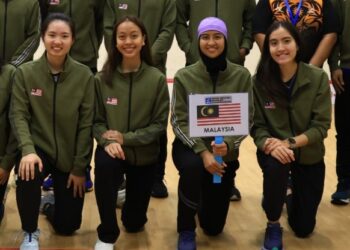 (Dari kiri) CHAN Yi Wen, Noor Ainaa Amani Ampandi, Aifa dan Aira Azman bakal bertembung sesama sendiri dalam perlawanan akhir pada Kejohanan Skuasy Beregu Asia 2024 di Arena Emas, Skudai, Johor, esok. - Ihsan SRAM