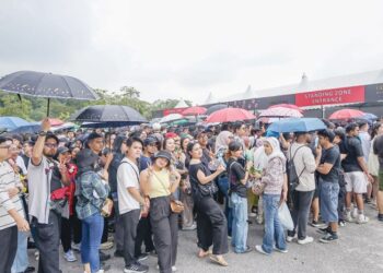 SETIAP entiti masyarakat perlu jelas bahawa toleransi bukan jalan menghidupkan pluralisme agama sebaliknya  ia sebuah dasar keharmonian antara masyarakat tanpa melibatkan penerimaan dan kesamarataan dari sudut agama.