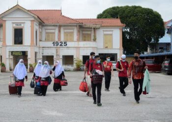 PENSWASTAAN dapat memberikan manfaat besar dalam memastikan perkhidmatan asrama yang lebih efisien dan berdaya saing.