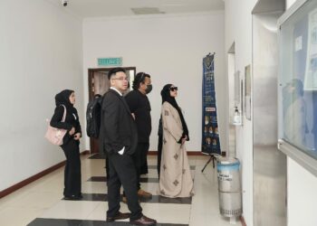 ISTERI Da'i Syed selepas perbicaraan suaminya di mahkamah hari ini. - NURUL NAJWA HASRAN