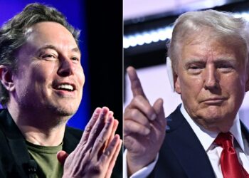 ELON Musk (kiri) dan Donald Trump.- AFP