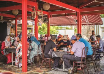 Restoran atau kedai makan masih menjadi tumpuan jurujual. Adakah cara ini masih sesuai di zaman ini?