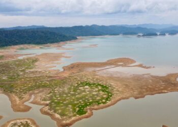 TAKUNGAN semasa Empangan Pedu sebanyak 34.55 peratus masih mampu menampung keperluan pertanian, domestik dan industri di Kedah. -UTUSAN/SHAHIR NOORDIN