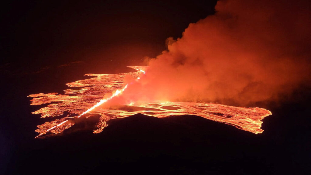 ICELAND VOLCANO e1724375804277