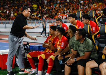 NIDZAM ketika membimbing Selangor dalam aksi final Piala FA 2024.