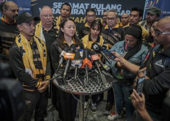 HANNAH ketika sidang akhbar selepas menyambut ketibaan atlet negara yang beraksi di Sukan Olimpik Paris 2024.