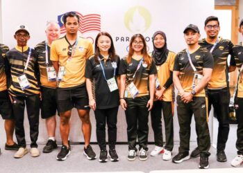 MENTERI Belia dan Sukan, Hannah Yeoh ketika bertemu dengan atlet basikal trek negara di perkampungan atlet Sukan Olimpik Paris 2024.