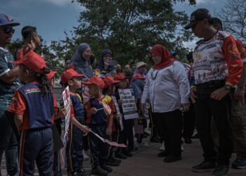 RUBIAH Wang ketika majlis penutup program sentuhan Kasih Desa Madani KKDW di Putrajaya. - UTUSAN/FAIZ ALIF ZUBIR