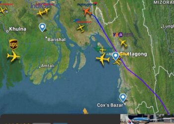 TANGKAP layar pergerakan ‘live’ pesawat MH102 ke Dhaka menerusi aplikasi FlightRadar24 hari ini.