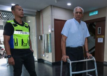 M. GABRIEL Youshua dituduh menipu wang berjumlah RM331,251.75 bagi tawaran pajakan tanah milik PPPNP dua tahun lalu didakwa di Mahkamah Majistret Ipoh hari ini. - UTUSAN/MUHAMAD NAZREEN SYAH MUSTHAFA