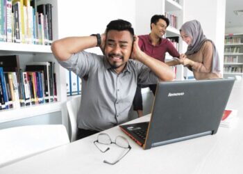 MAJIKAN diwajibkan menyediakan persekitaran kerja yang selamat dan sihat yang merangkumi kesihatan mental. – GAMBAR HIASAN