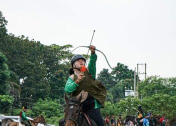 memanah berkuda menjadi  terapi buat Jalilah Awang Kenit sekaligus mendorong dirinya menyuburkan sukan sunnah itu di negara ini.