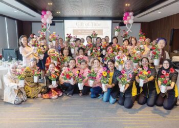 Acara Gift Of Time yang meraikan pemandiri kanser payudara di Pulau Pinang, baru-baru ini.