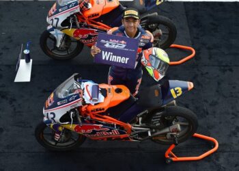 Hakim Danish bakal mengharungi dua lagi perlumbaan Piala Red Bull MotoGP Rookies musim ini.-IHSAN ZK RACING