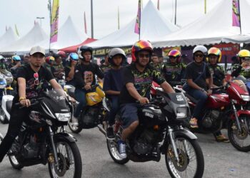 SEBAHAGIAN daripada peserta yang hadir di Program Himpunan RX-Z Members 6.0 di Kuala Nerus bermula semalam. - UTUSAN/PUQTRA HAIRRY ROSLI