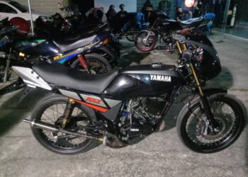 SEBAHAGIAN daripada motosikal yang ditahan dalam Op Khas Motosikal sempena  Program Himpunan RX-Z Members 6.0 di Kuala Terengganu, semalam. - UTUSAN/TENGKU DANISH BAHRI TENGKU YUSOFF