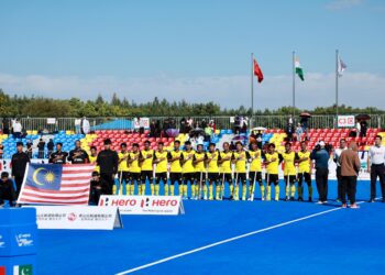 PASUKAN hoki kebangsaan tewas kepada Jepun menerusi penentuan penalti shoot-out 2-4 selepas terikat 4-4 pada Trofi Juara-juara Asia  (ACT) 2024 di Hulunbuir, China, hari ini. - IHSAN KHM