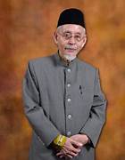 NIK Abdul Kadir Nik Mohamad.