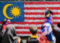 SEBAGAI warganegara yang sama, fahaman kebangsaan kita juga perlu sama iaitu bangsa Malaysia.