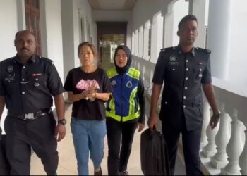 LEONG Lai Peng, 44, didakwa dengan niat curang telah memperdayakan seorang wanita.