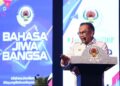 ANWAR Ibrahim ketika berucap merasmikan Majlis Pelancaran Bulan Bahasa Kebangsaan 2024 di Ipoh, Perak, hari ini. - UTUSAN/MUHAMAD NAZREEN SYAH MUSTHAFA