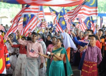 UMAT Islam perlu terus kekal bersatu padu dan menghormati tanpa mengira kaum dan latar belakang supaya dapat hidup dengan makmur.