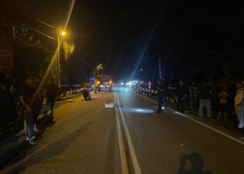 LOKASI kejadian seorang penunggang motosikal maut selepas merempuh kerbau di Kilometer 5, Jalan Tampin-Kuala Pilah, Tampin malam semalam.