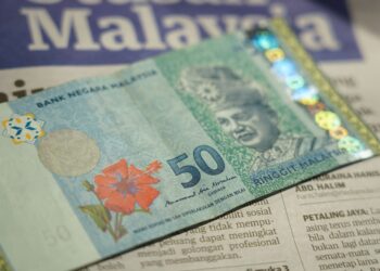 HUTANG peminjam PTPTN mencecah berbillion ringgit. Ini perkara serius kerana peminjam hutang mementingkan diri sendiri tanpa berfikir nasib pelajar yang lain.