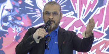 AWIE bercakap pada sidang akhbar Rock Warrior Music Festival di Menara PKNS, baru-baru ini. – UTUSAN/FARIZ RUSADIO