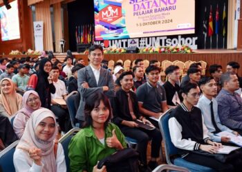 SEBAHAGIAN daripada pelajar baharu program Sarjana Muda bagi Sesi Akademik 2024/2025 mendaftar di UMT, Kuala Nerus, hari ini.  - UTUSAN/KAMALIZA KAMARUDDIN

SEBAHAGIAN daripada pelajar baharu program Sarjana Muda bagi Sesi Akademik 2024/2025 mendaftar di UMT, Kuala Nerus, hari ini.  - UTUSAN/KAMALIZA KAMARUDDIN