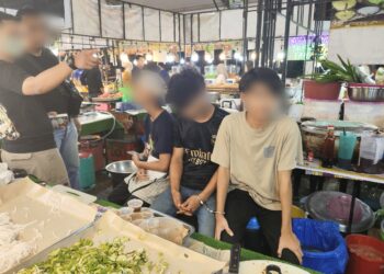 SERAMAI 35 penjaja warga asing yang menyertai festival makanan di Johor Bahru ditahan kerana tidak mempunyai permit sah berada di negara ini.