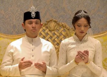 PASANGAN Pengantin Diraja selamat diijabkabulkan dalam Majlis Istiadat Akad Nikah Diraja yang berlangsung di Balai Mahkota, Istana Abdulaziz, Kuantan.