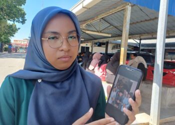 MARIAM Najwa masih terkejut atas kehilangan adik bongsunya ketika ditemui di pekarangan Unit Forensik HTAA, Kuantan.