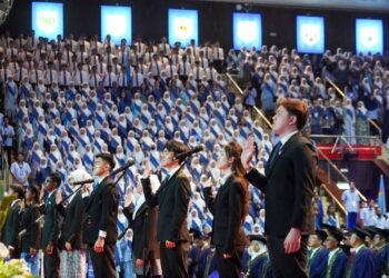 SUDAH tiba masanya setiap kursus sains sosial di universiti tempatan mewajibkan subjek khusus melibatkan penguasaan teknologi maklumat (IT) dan kecerdasan buatan (AI).