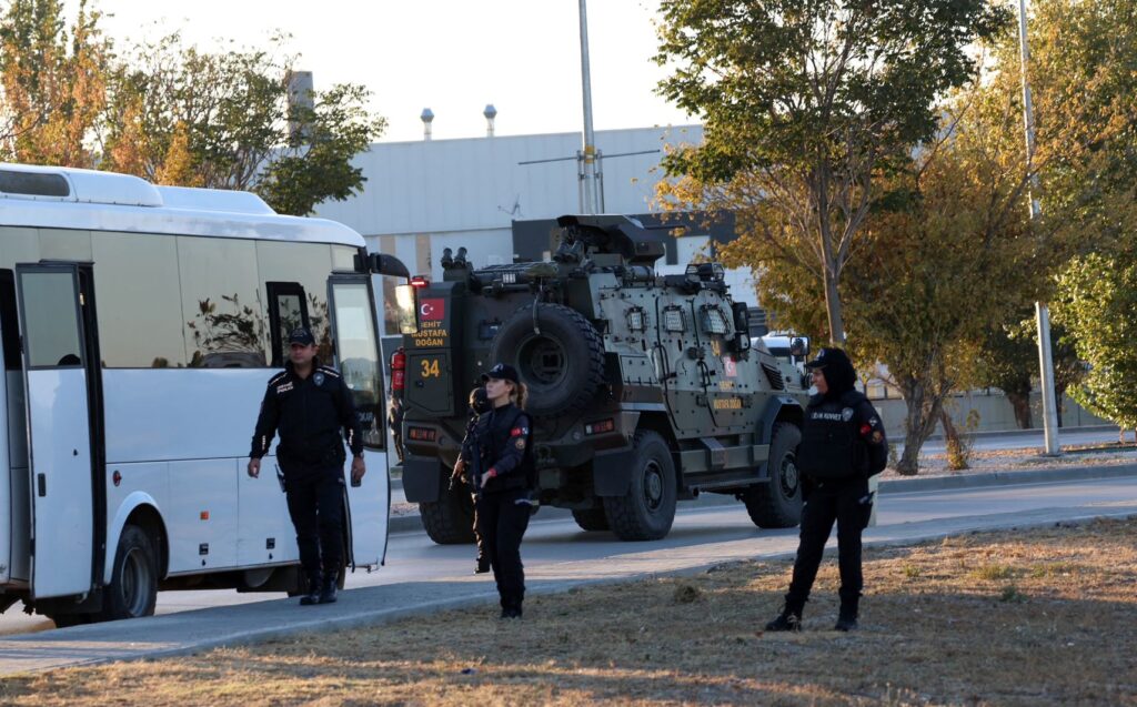 Pemimpin dunia kutuk serangan pengganas di Ankara 6